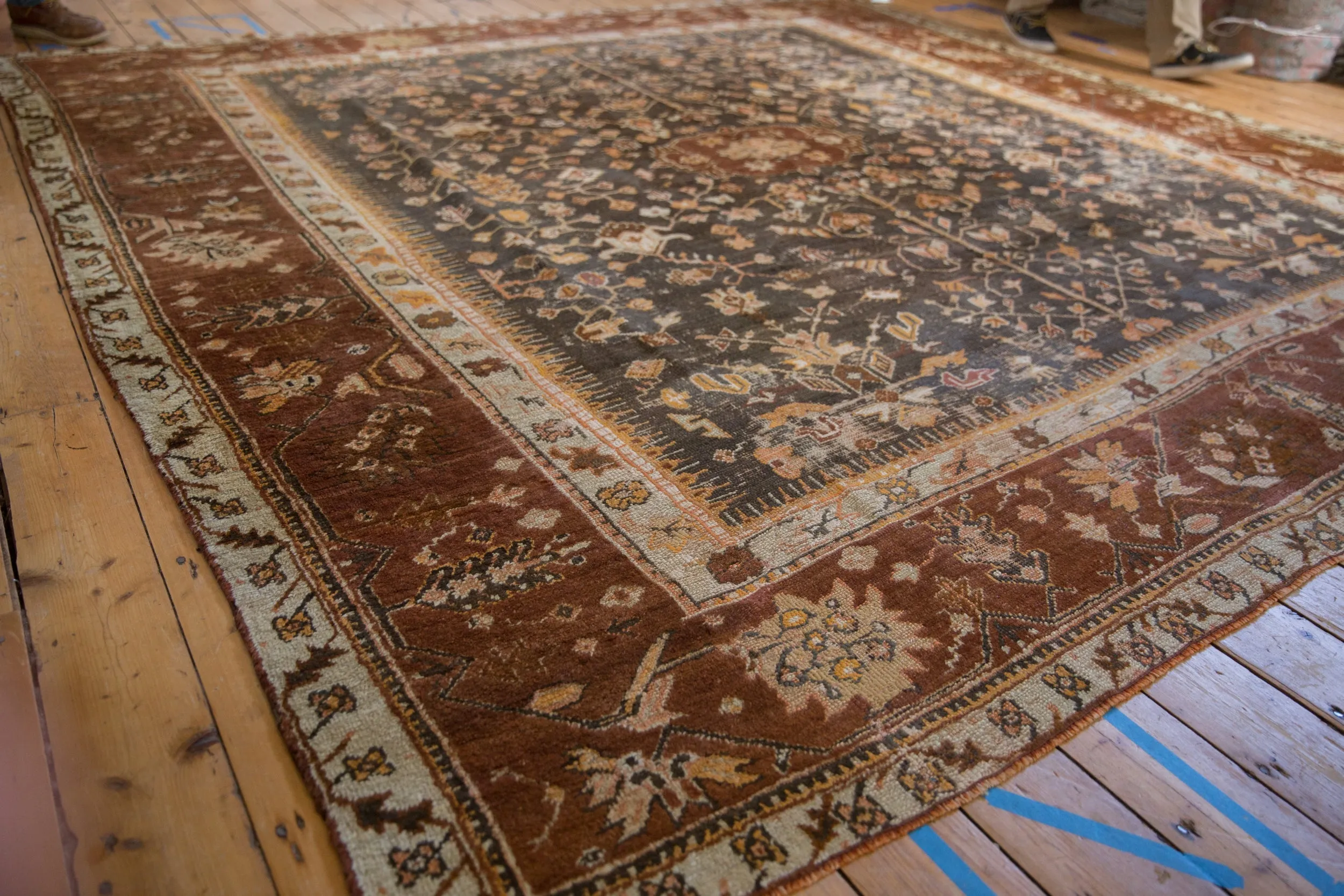 10.5x10.5 Vintage Oushak Square Carpet