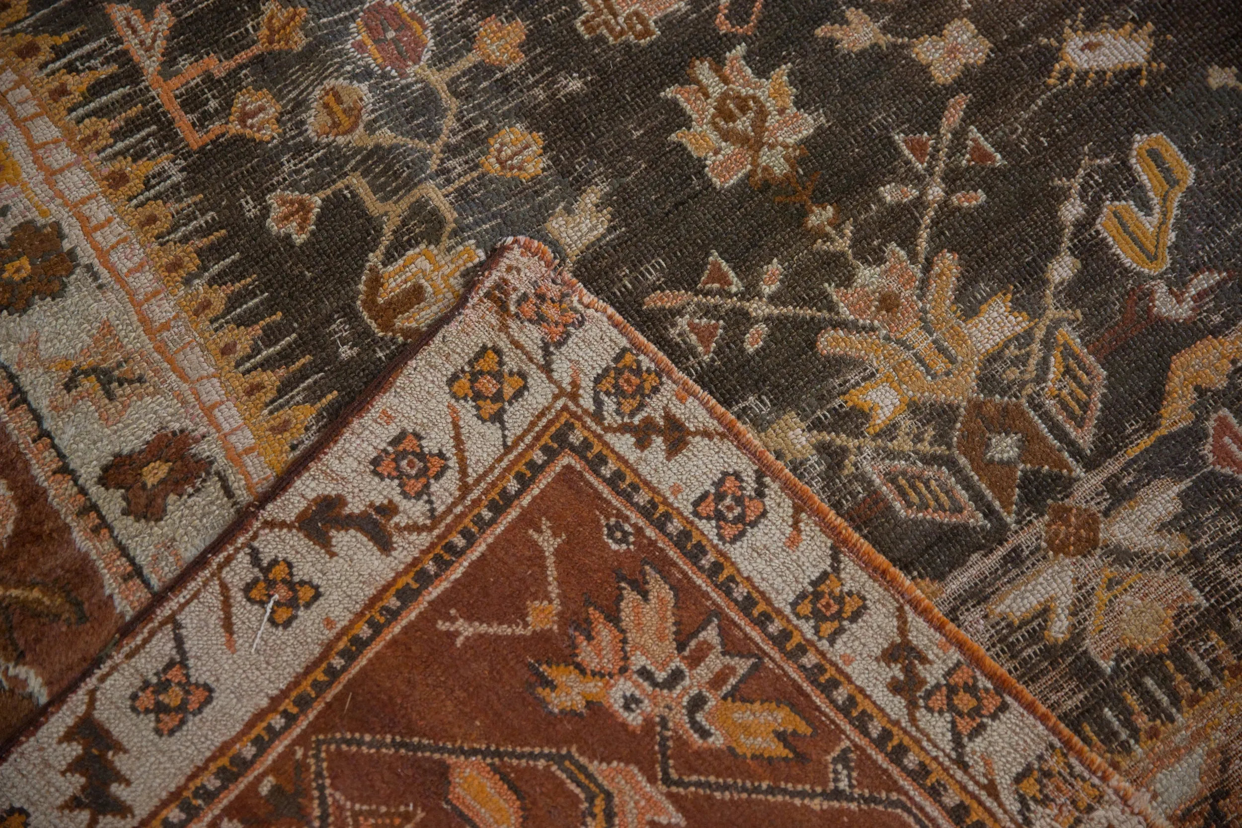 10.5x10.5 Vintage Oushak Square Carpet