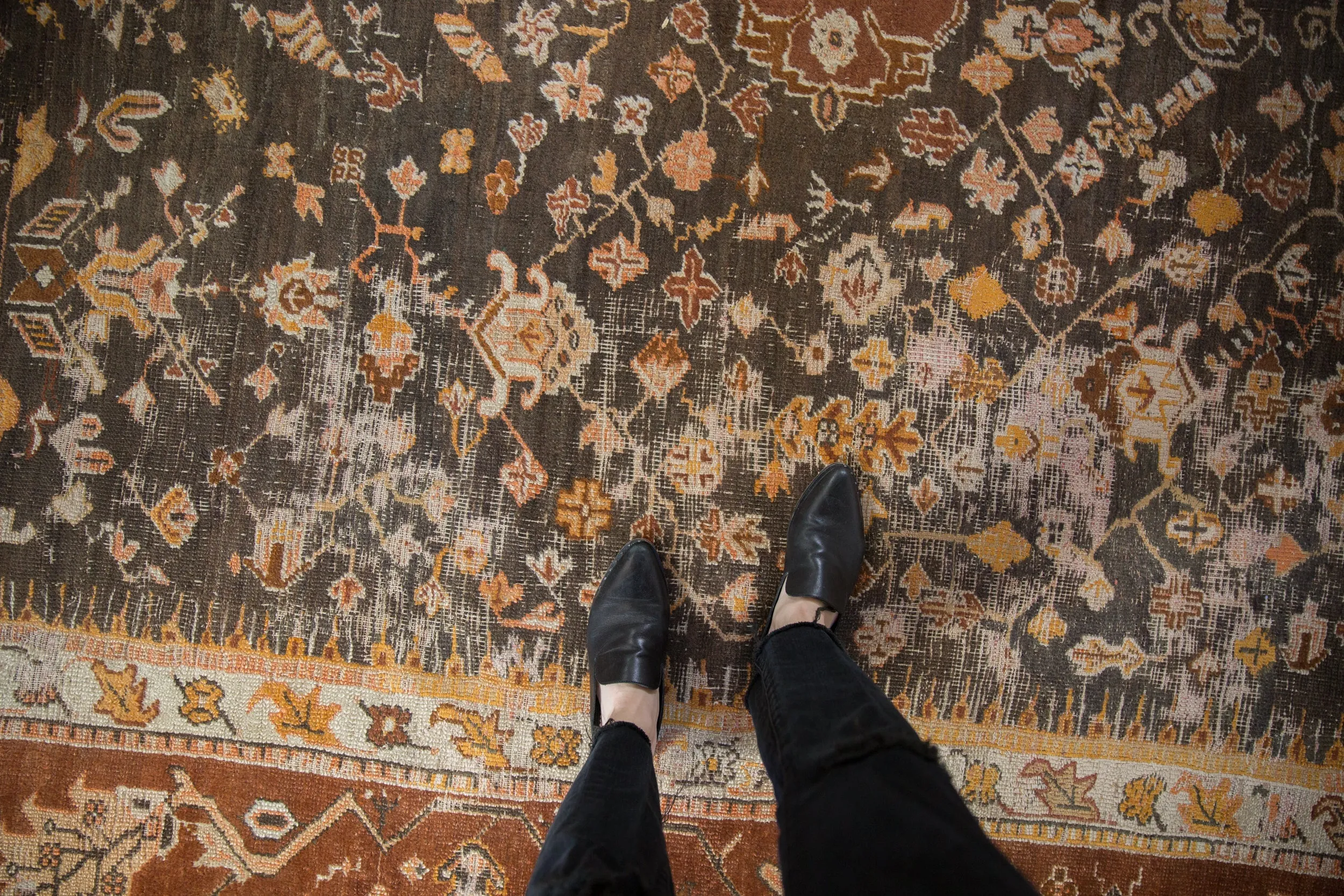 10.5x10.5 Vintage Oushak Square Carpet