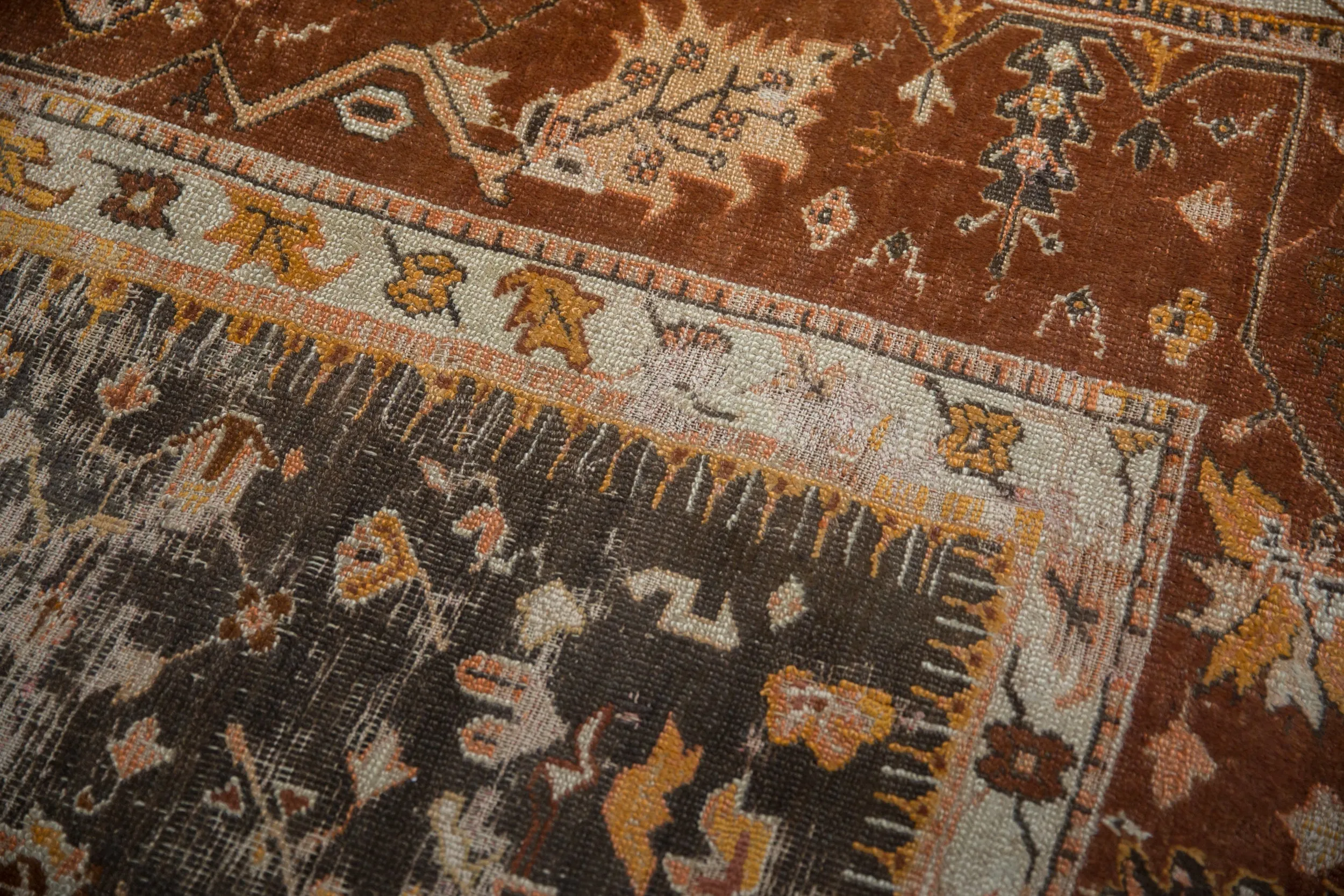 10.5x10.5 Vintage Oushak Square Carpet