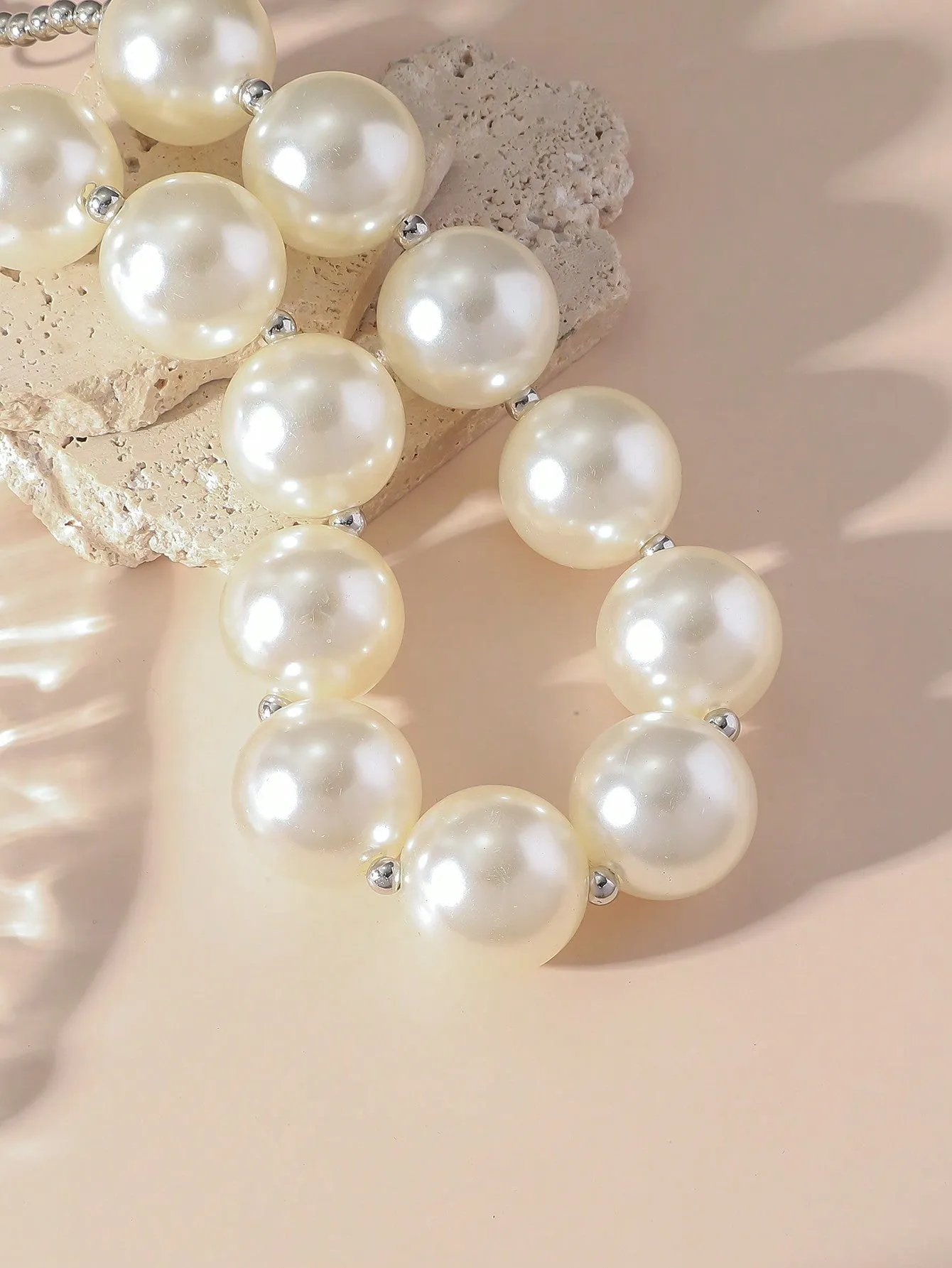 1pc Exaggerated Vintage Large Pearl Necklace
