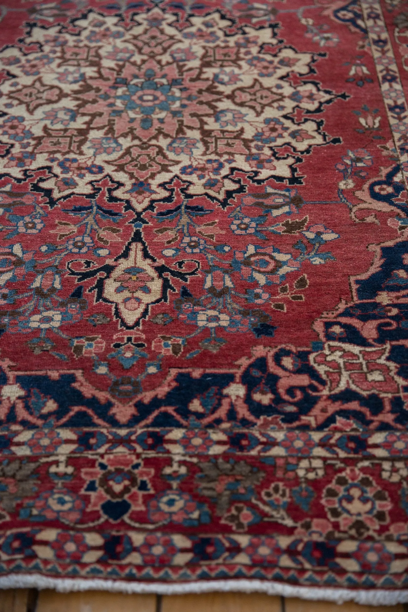 5x7 Vintage Baktiari Rug