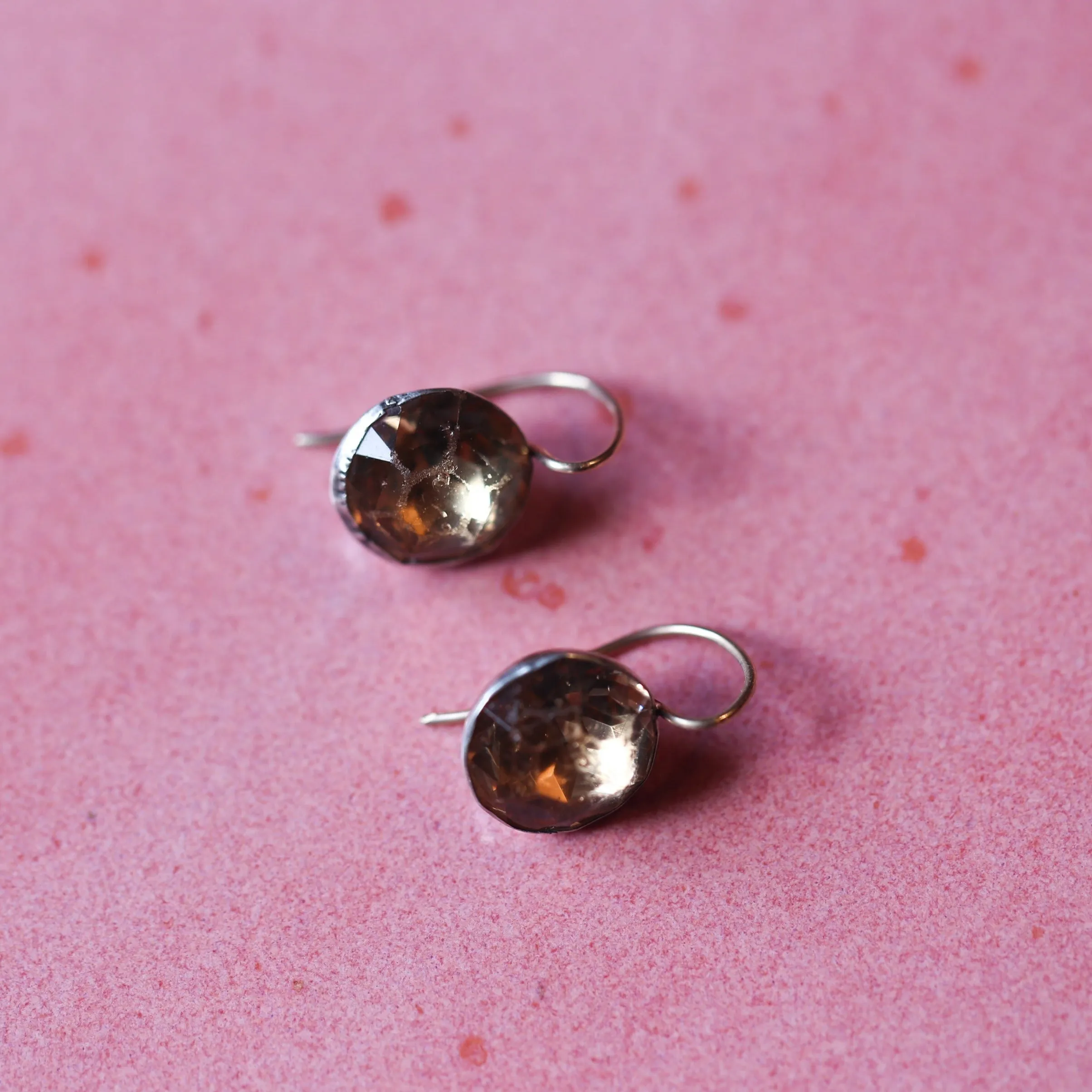 Antique Light Peach Paste Earrings