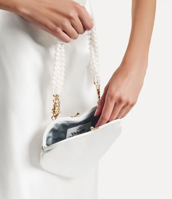 Belle heart frame purse