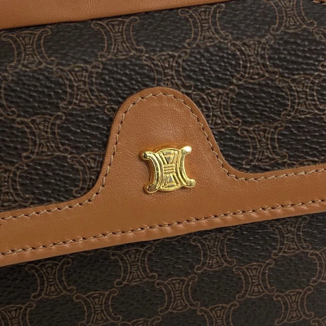 CELINE Macadam Blason Metal Clasp Trifold Wallet Brown Vintage jcbywy