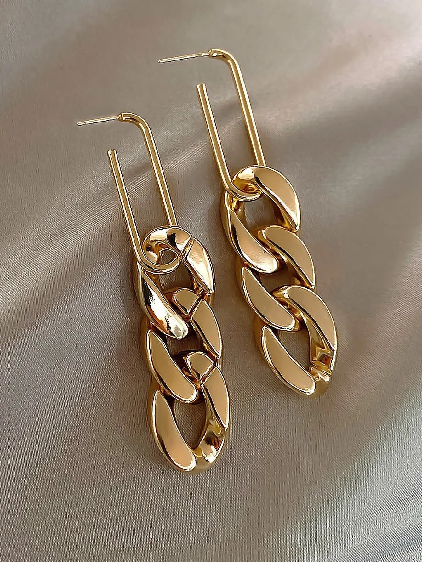 Chain Design Drop Earrings - Gold - FD ⚡