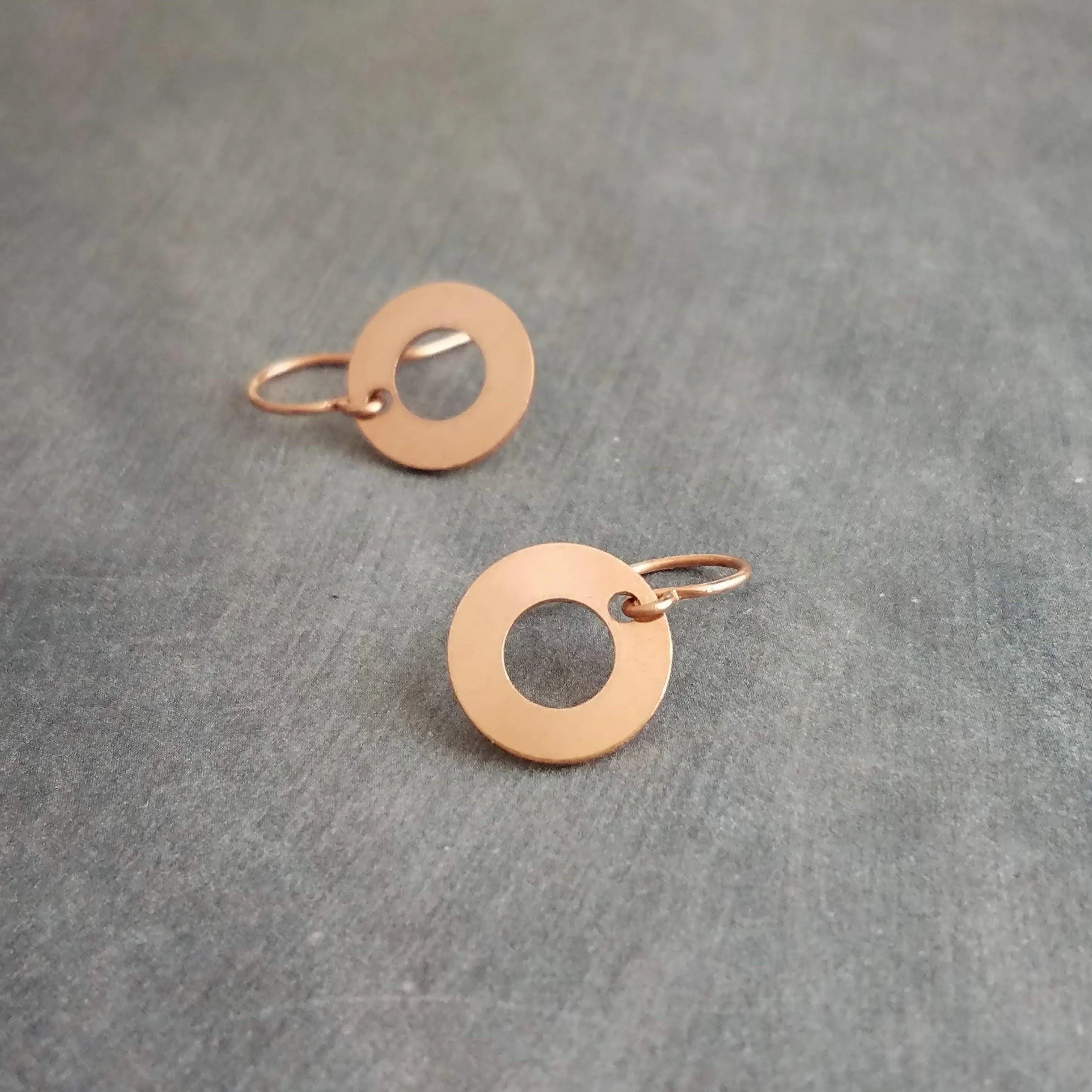 Copper Washer Earrings, donut earring, copper circle earring, small round copper earring, rose gold circle earring simple copper flat copper