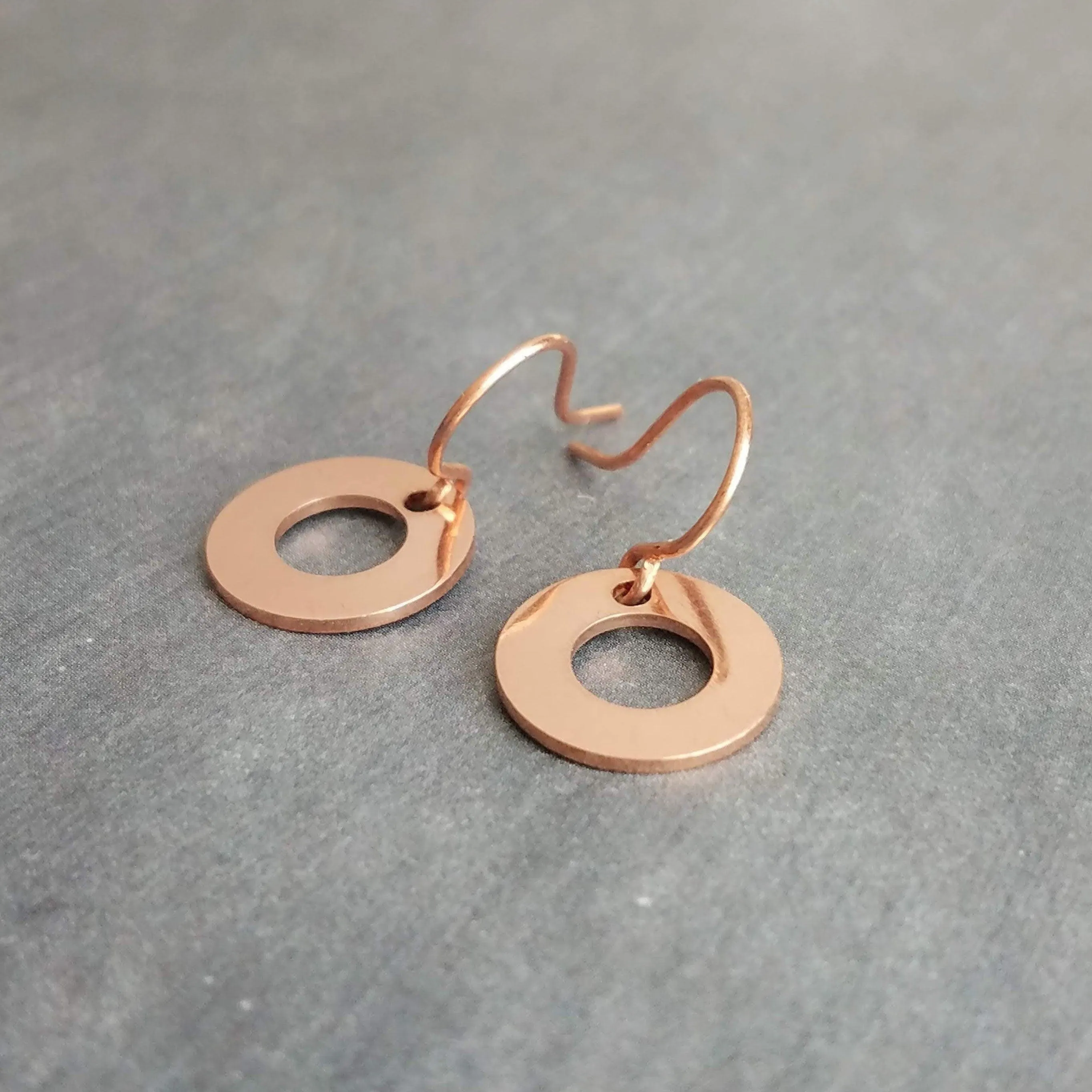 Copper Washer Earrings, donut earring, copper circle earring, small round copper earring, rose gold circle earring simple copper flat copper