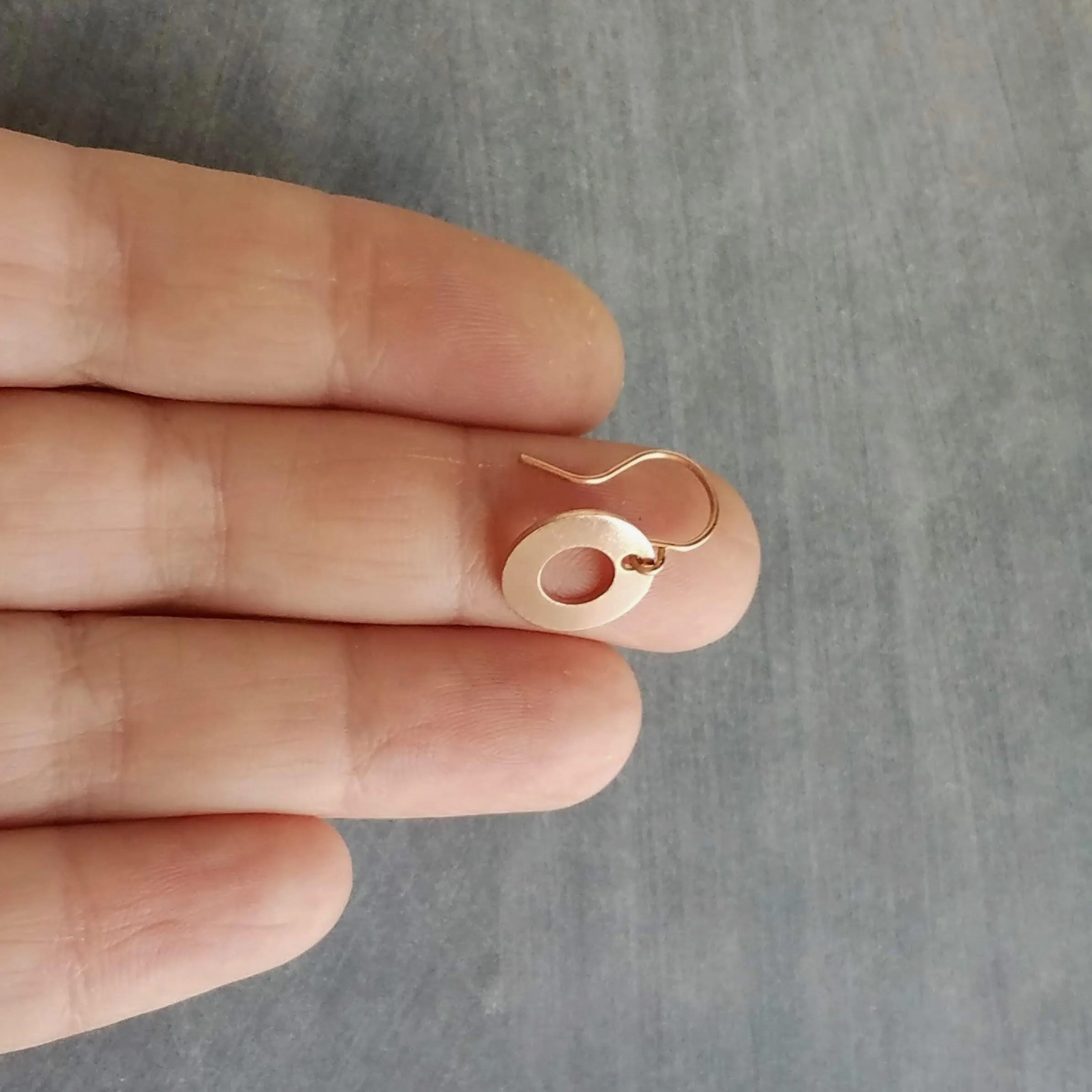 Copper Washer Earrings, donut earring, copper circle earring, small round copper earring, rose gold circle earring simple copper flat copper