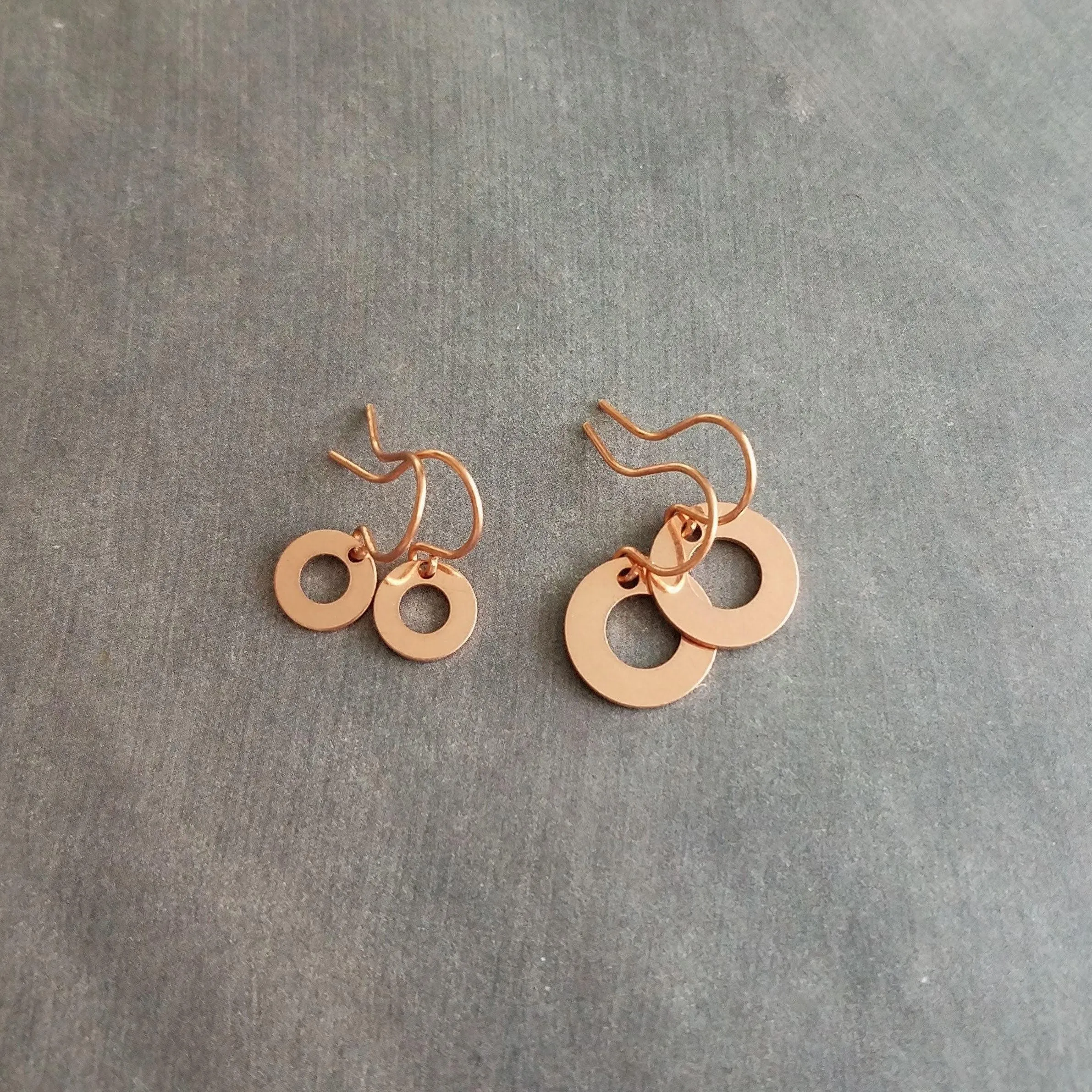 Copper Washer Earrings, donut earring, copper circle earring, small round copper earring, rose gold circle earring simple copper flat copper
