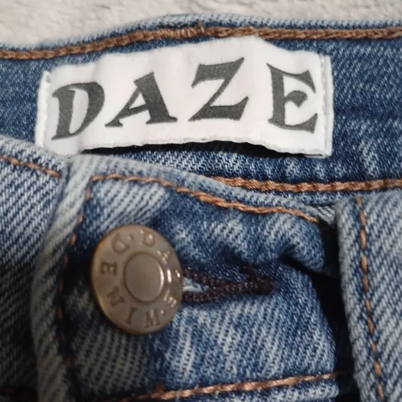DAZE Denim Straight Up High Rise In New Flame Vintage Ladies 29 CURRENT STYLE