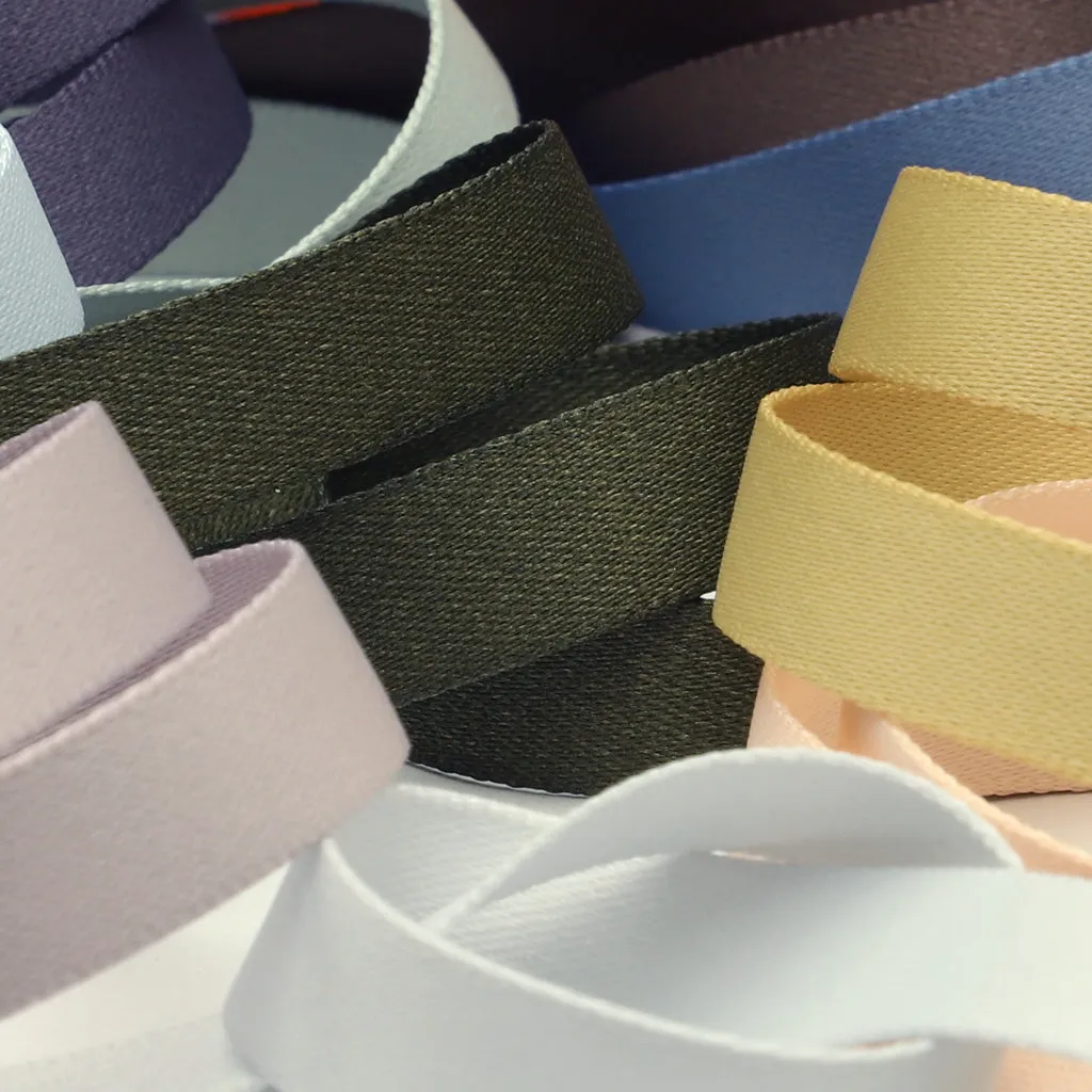 Drape Mat Satin Ribbon #101 Reddish Gray