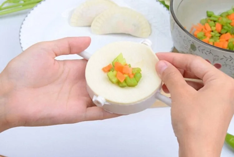 Dumpling Molds Plastic Dough Press