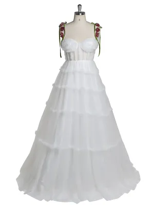 Elegant Sweetheart Neckline Wedding Dress with Spaghetti Strap Handmade Beading Flower YEWEN