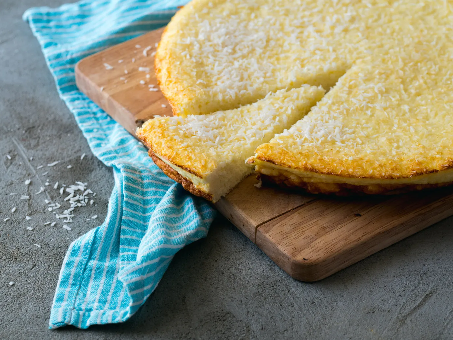 Filling Pie Bavarian Cream - 1 x 12 kg - Berthelet - Baking Mixes and Ingredients - Canadian Distribution