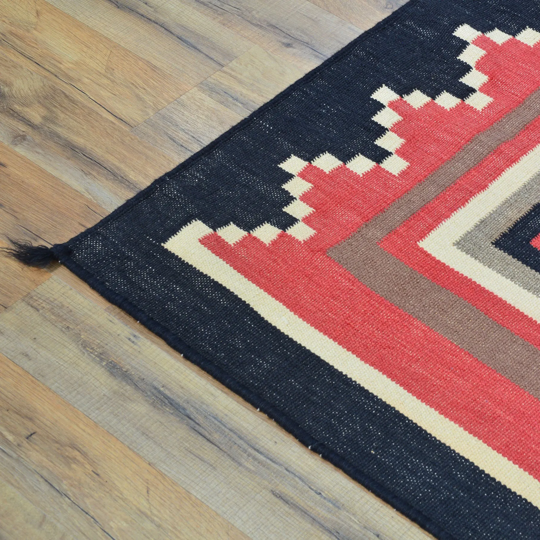 Flat-Weave Southwestern Design Red Color Wool Rug (Size 5.1 X 7.2) Cwral-10968