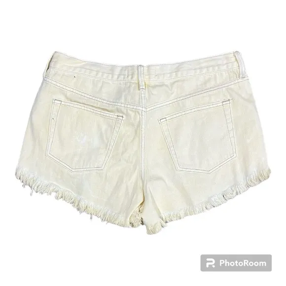 Free People We The Free Loving Good VibrationsCutoffs BANANA SPLIT Size 29
