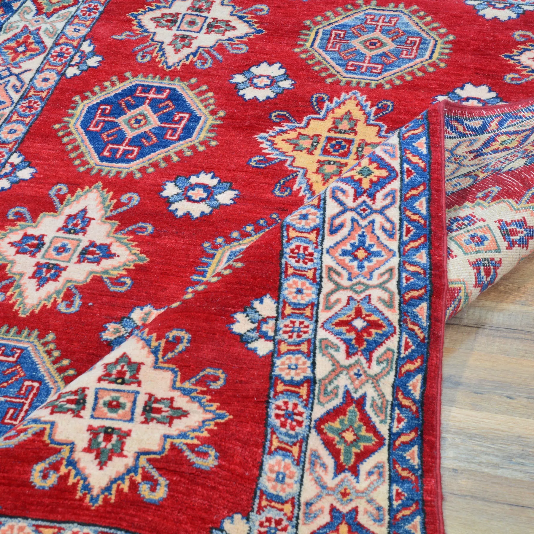 Hand-Knotted Caucasian Design Kazak Wool Handmade Rug (Size 4.0 X 6.2) Cwral-10608