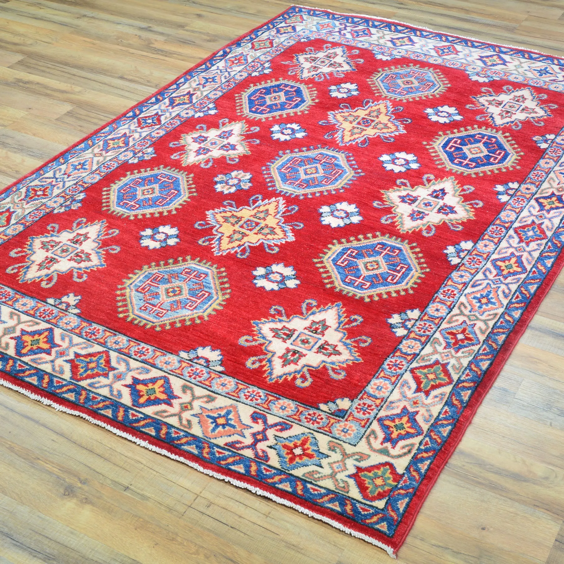 Hand-Knotted Caucasian Design Kazak Wool Handmade Rug (Size 4.0 X 6.2) Cwral-10608