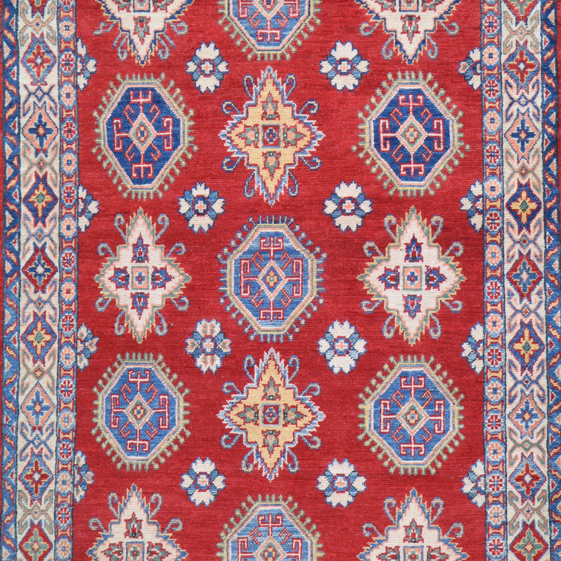 Hand-Knotted Caucasian Design Kazak Wool Handmade Rug (Size 4.0 X 6.2) Cwral-10608