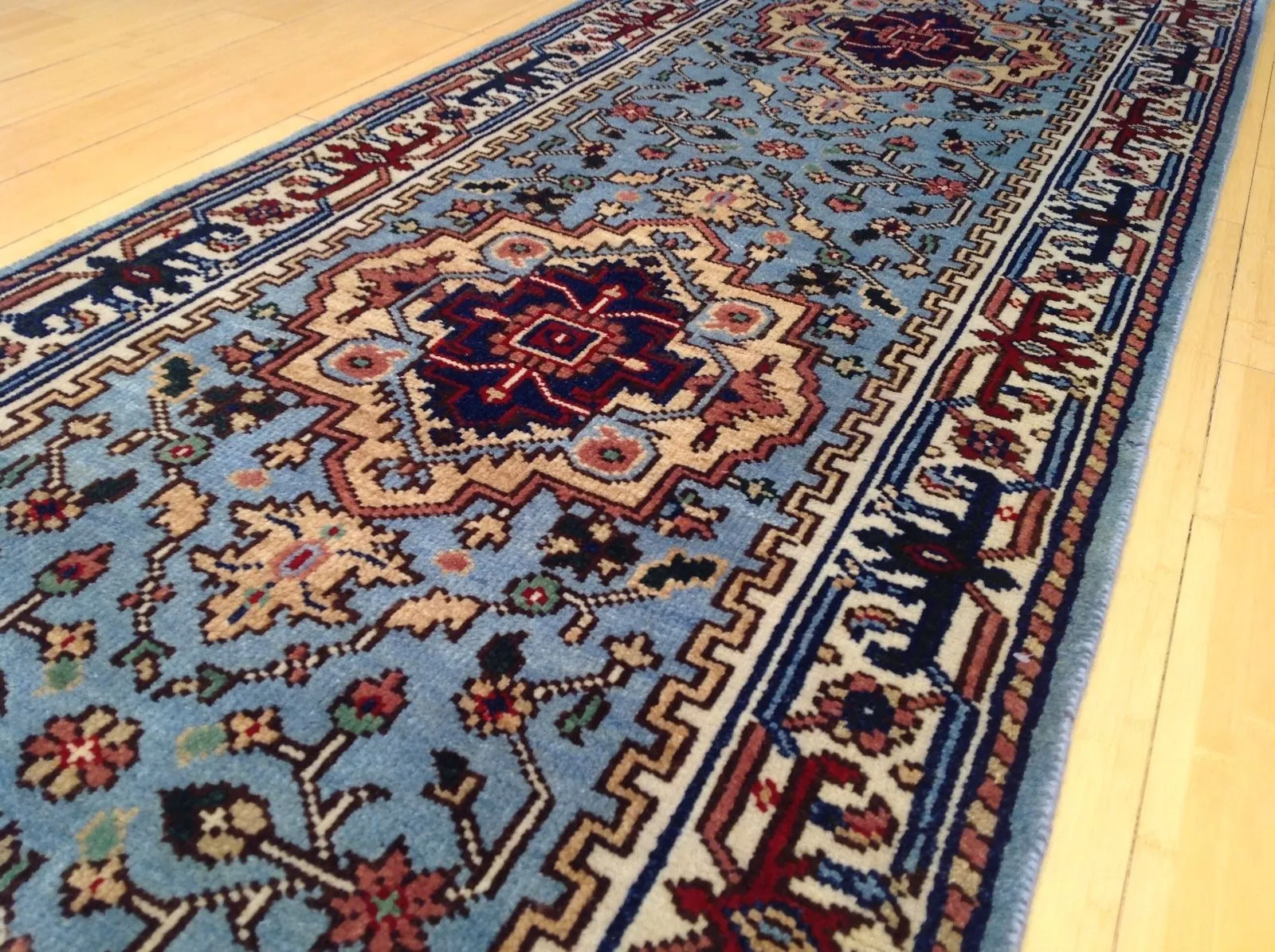 Hand-Knotted Serapi/Heriz Design 100% Wool Rug Handmade (Size 2.7 X 9.10) Brral-1518