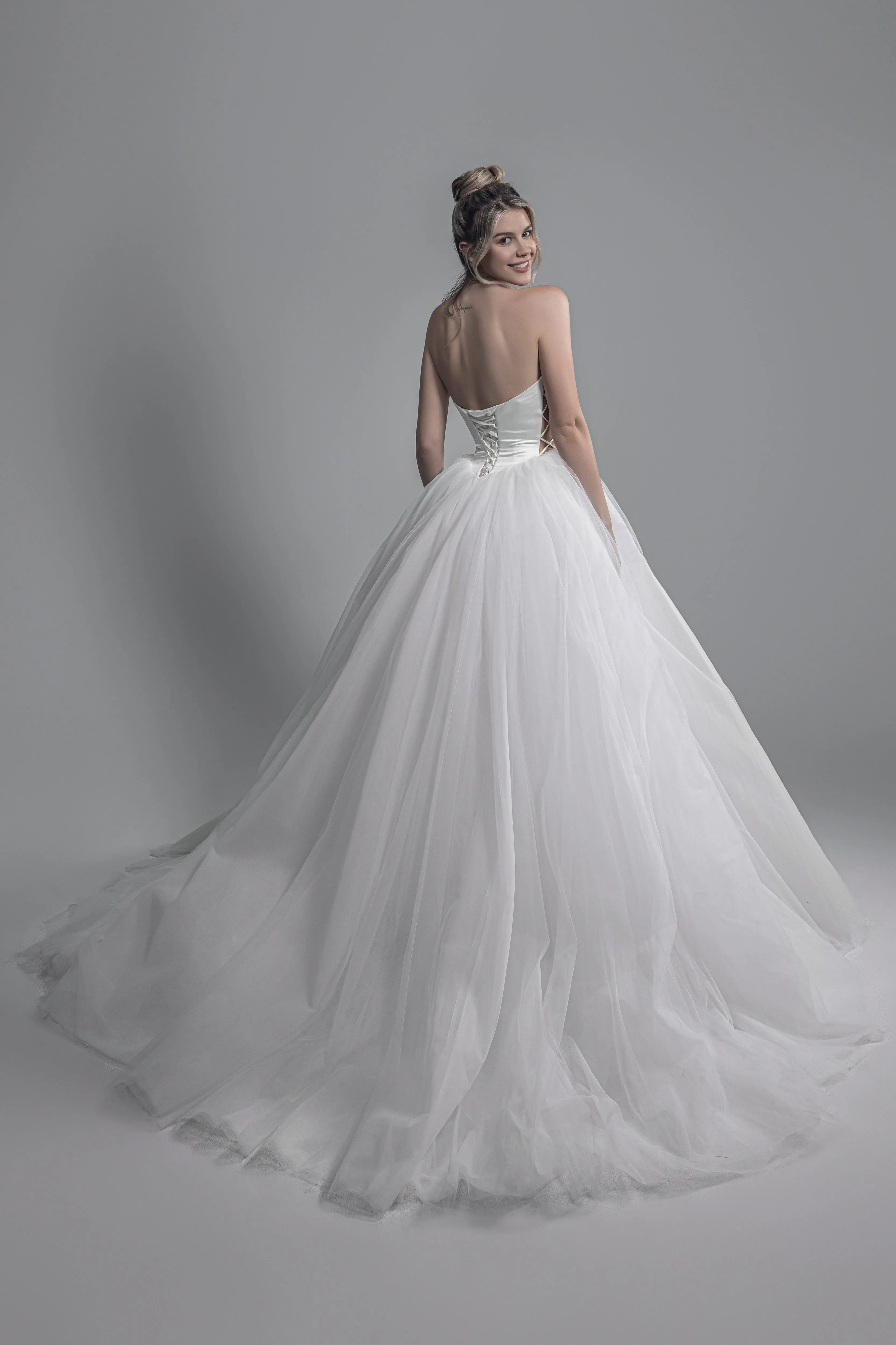 Magnolia Couture: Nigella