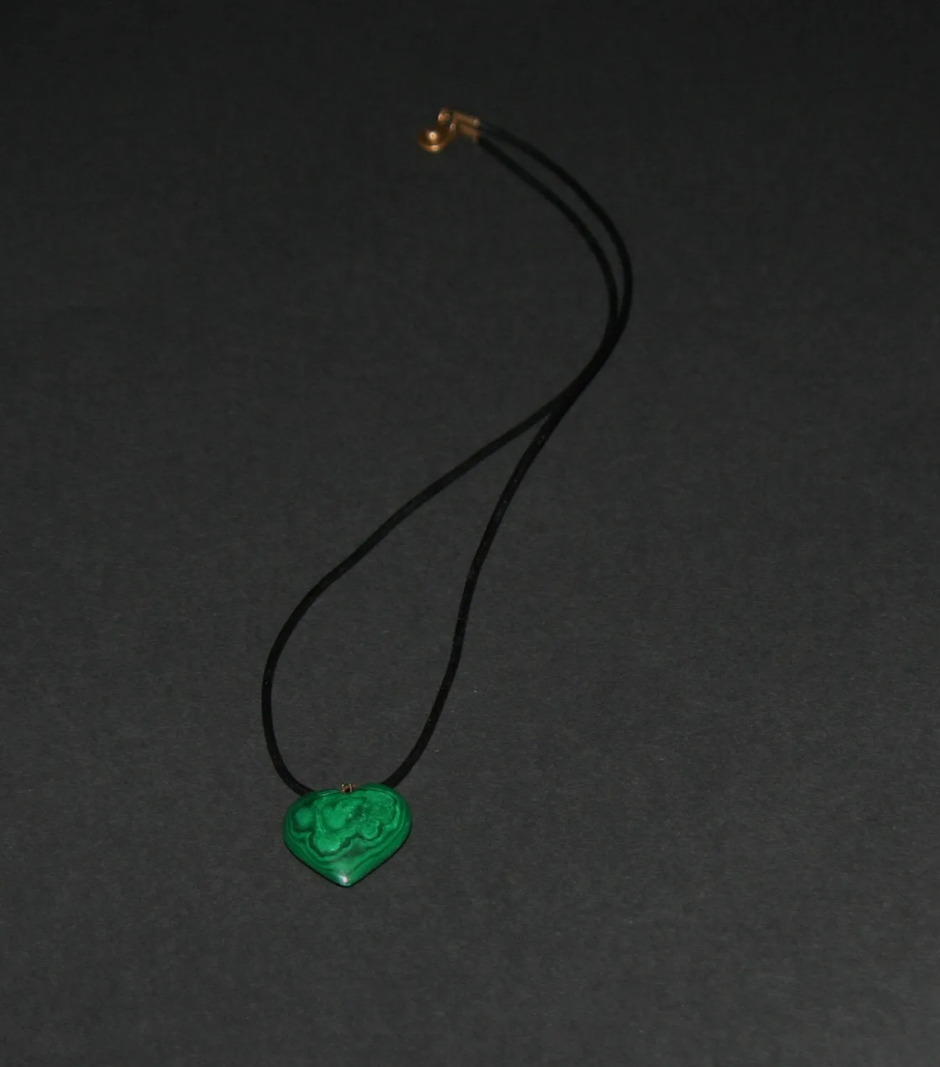 Malachite Heart Pendant Necklace Vintage on Leather 22" L