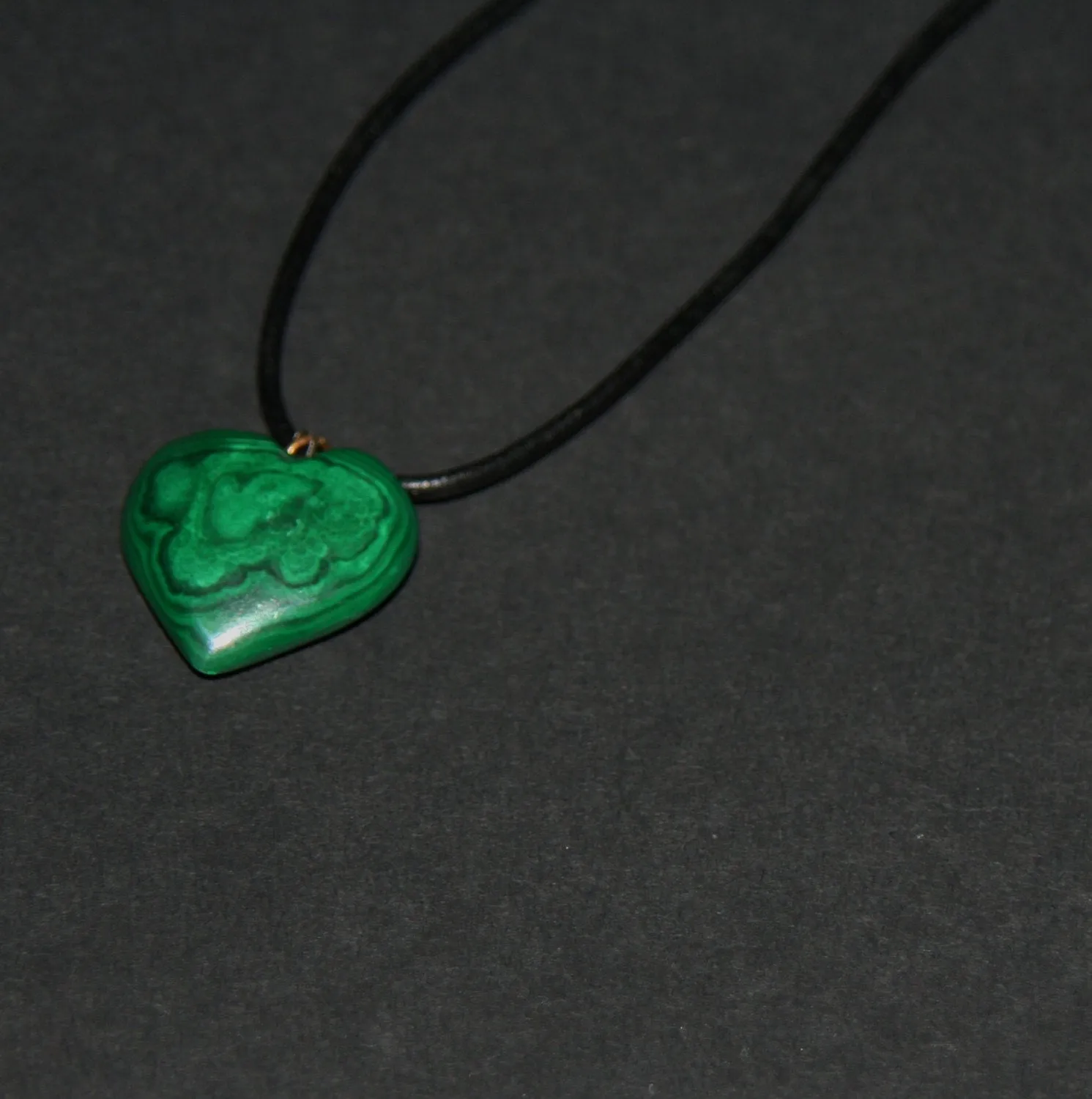 Malachite Heart Pendant Necklace Vintage on Leather 22" L