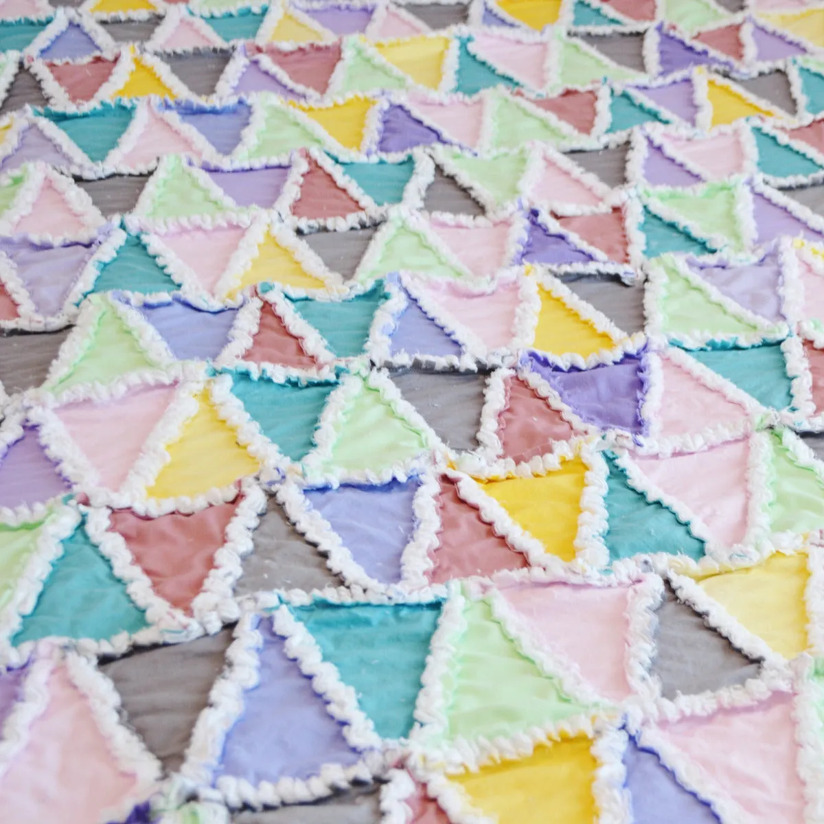 Modern Triangle Rag Quilt Pattern
