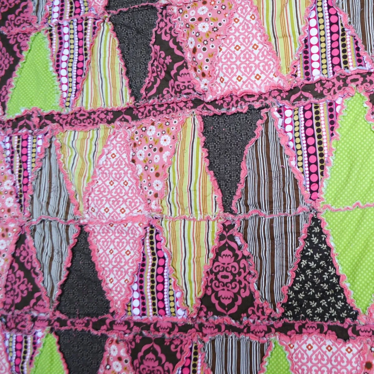 Modern Triangle Rag Quilt Pattern