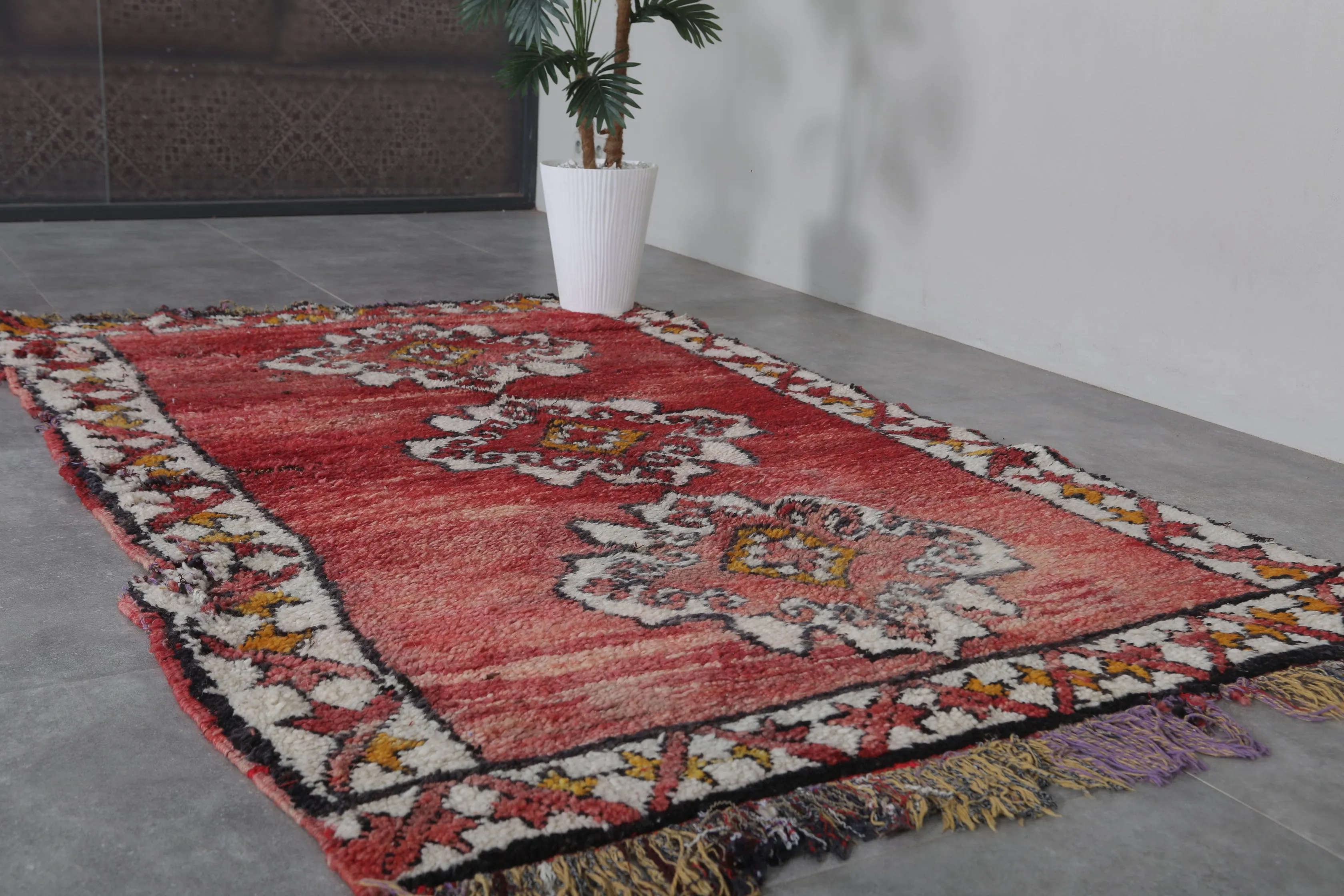 Moroccan rug 4.5 FT X 7.5 FT