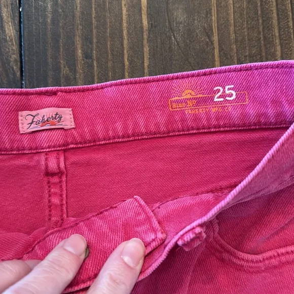 NEW Faherty Sunwashed Denim Short in Pink