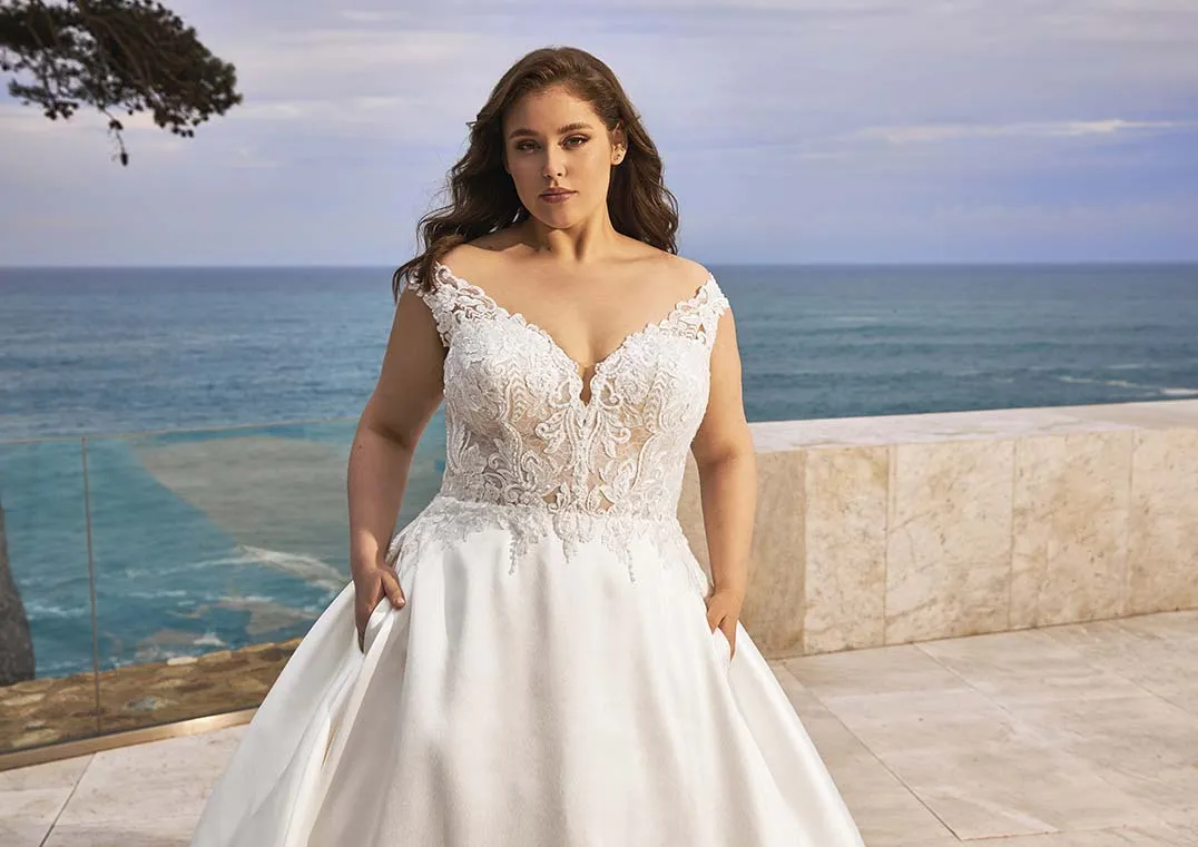 Pronovias: Charleston (Clearance)