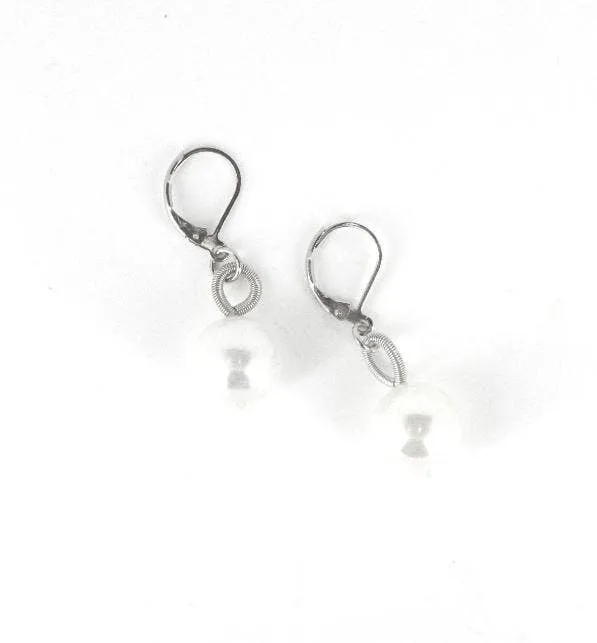 Silver Earrings With FW Pearl