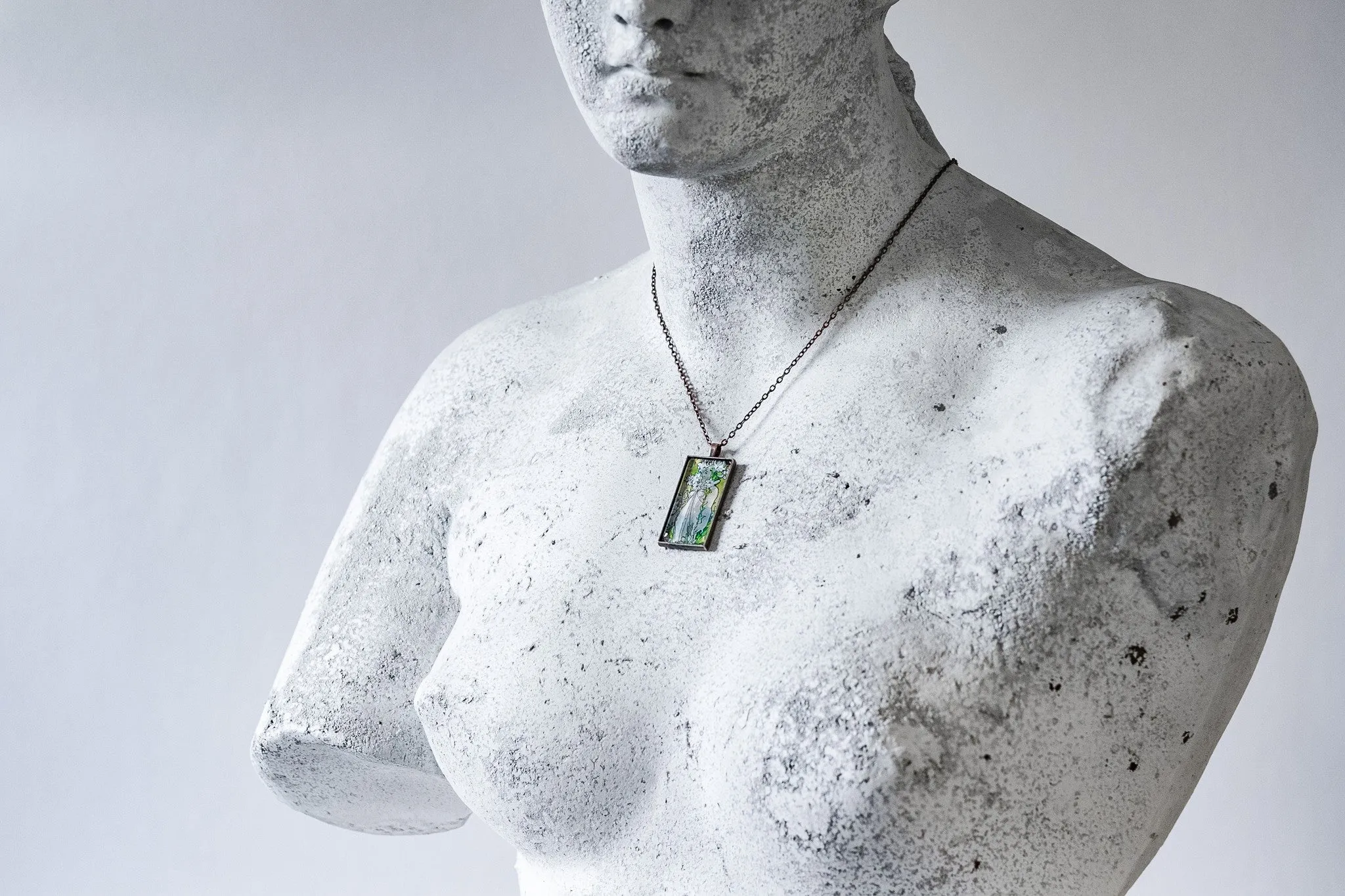 The Lily Cabochon Necklace