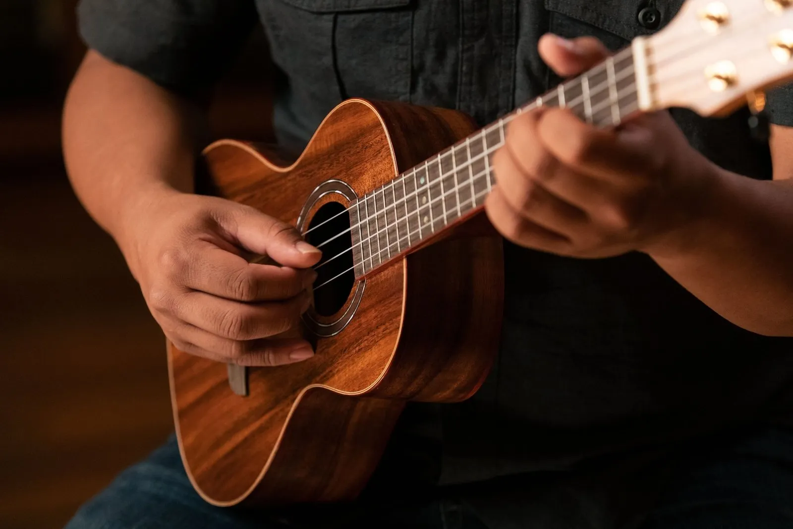 Timber Series Tenor Ukulele - Solid Natural Acacia Acoustic With Gig Bag