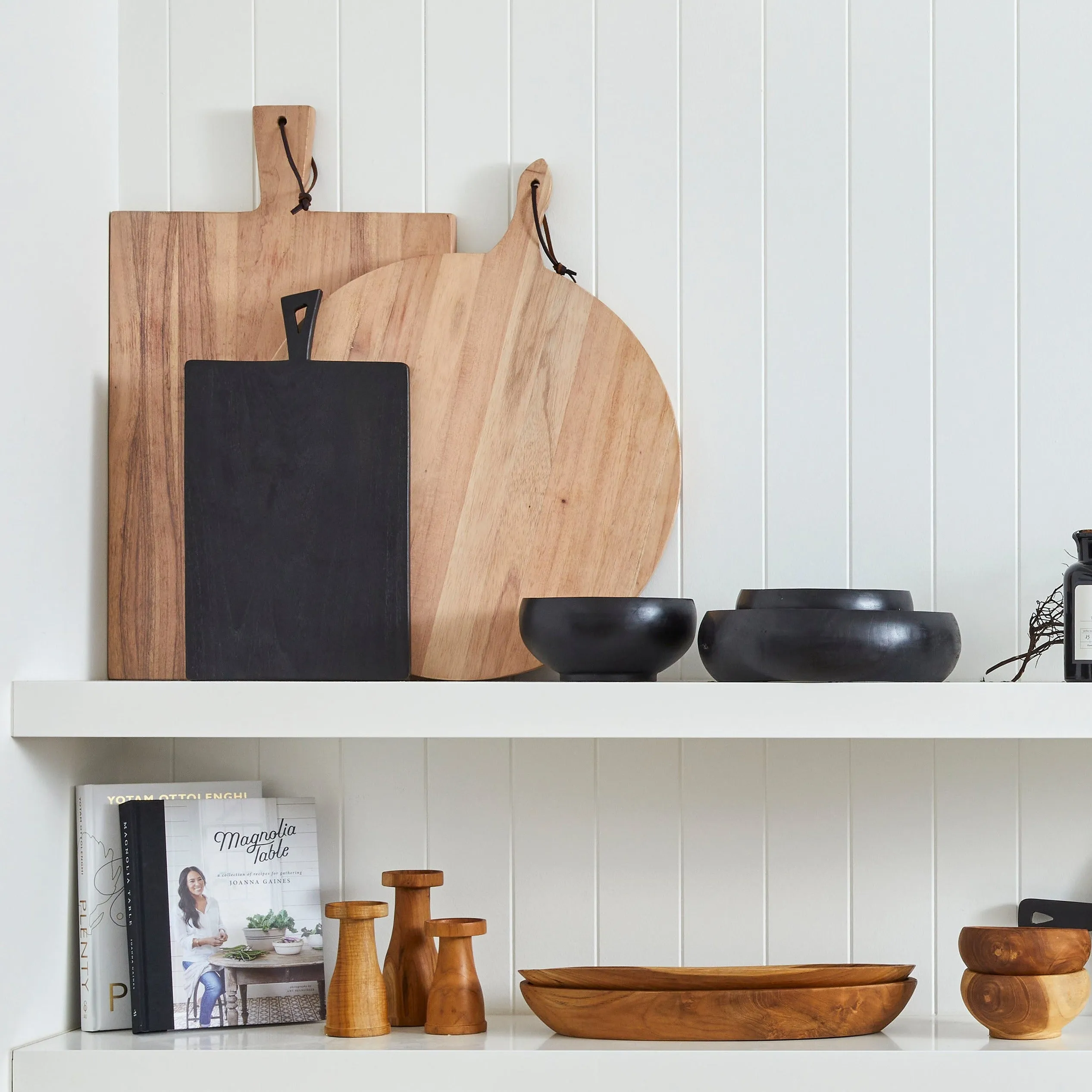 Urban Oasis Solana Serving Board Round