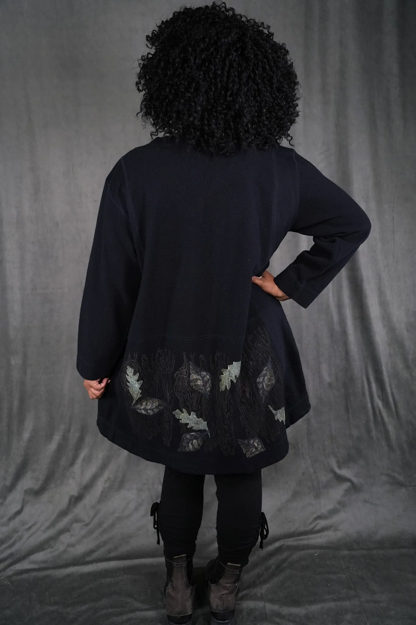 V1322 Woodland Cottage Dress Midnight-P