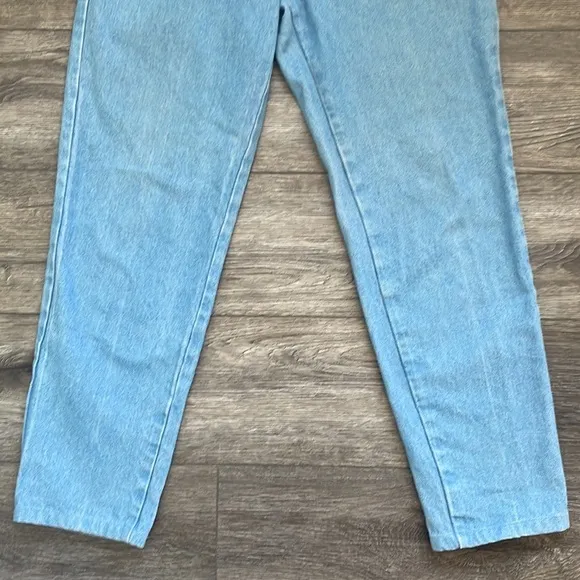 Vintage | David David | Rigid Denim High Rise Straight Leg Cheetah Pocket Jeans