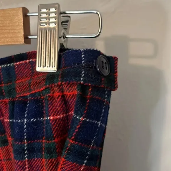 VTG Pendleton Red Plaid 100% Virgin Wool Skirt