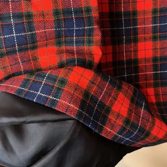 VTG Pendleton Red Plaid 100% Virgin Wool Skirt