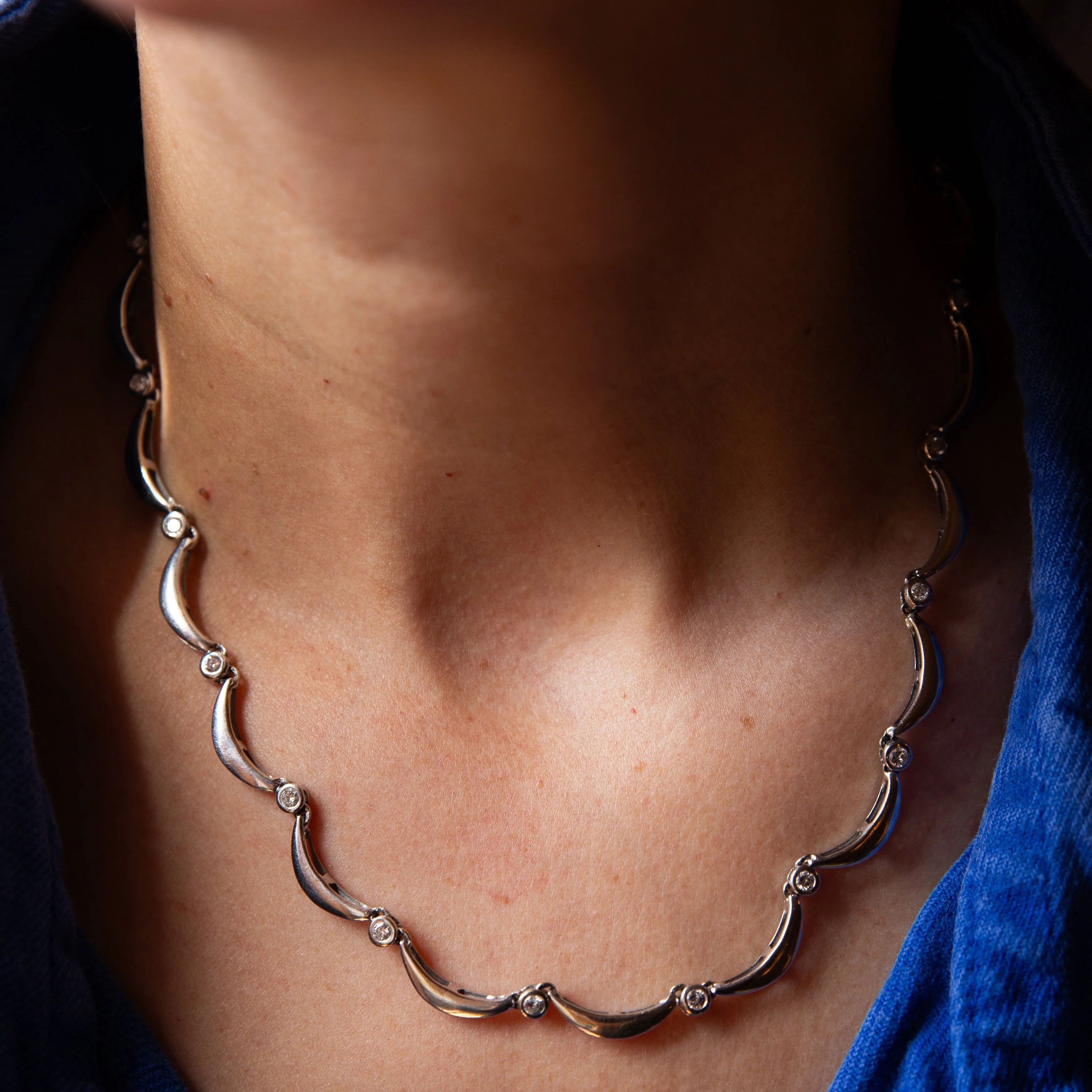 White Gold and Diamond Hinging Necklace