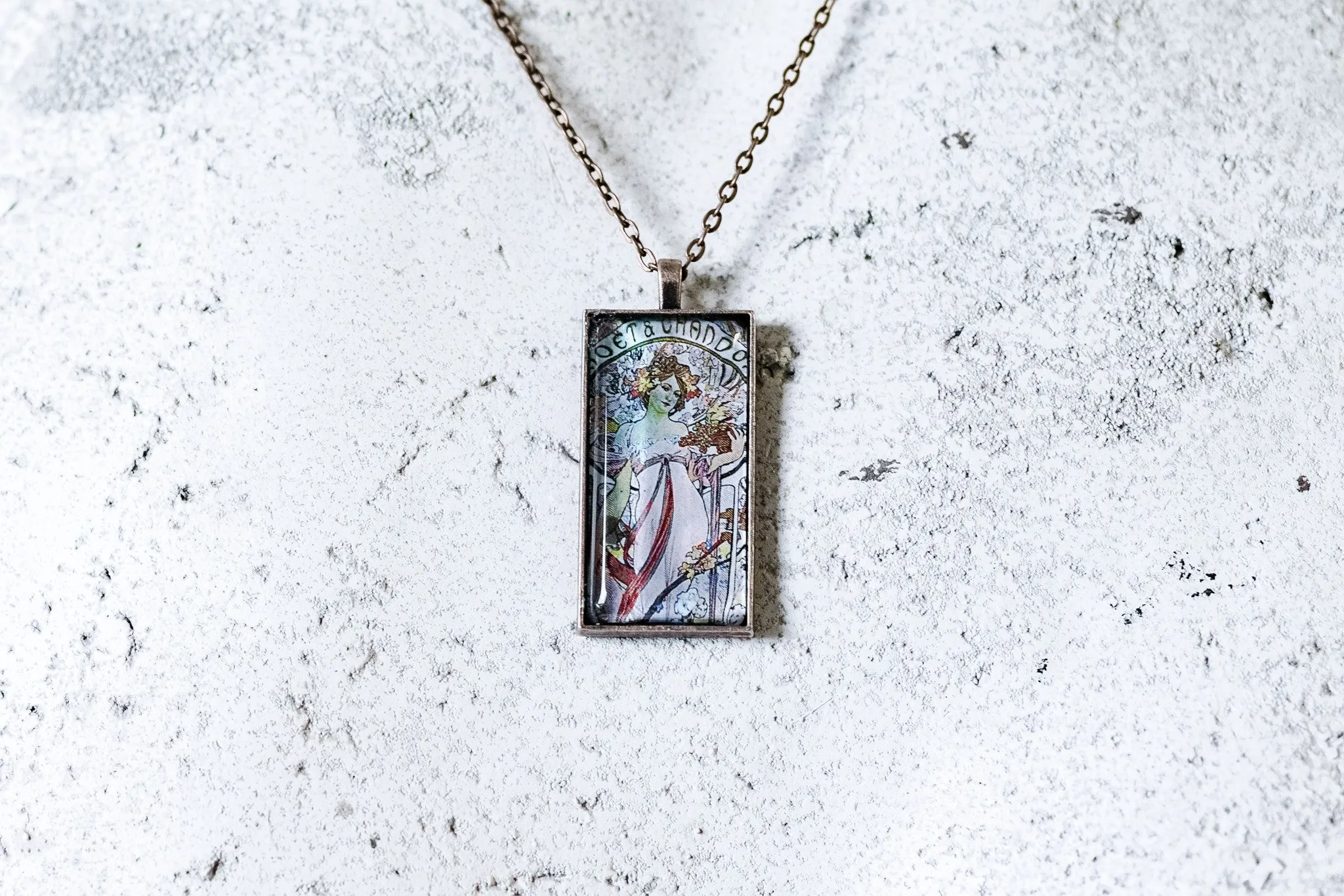 White Star Cabochon Necklace