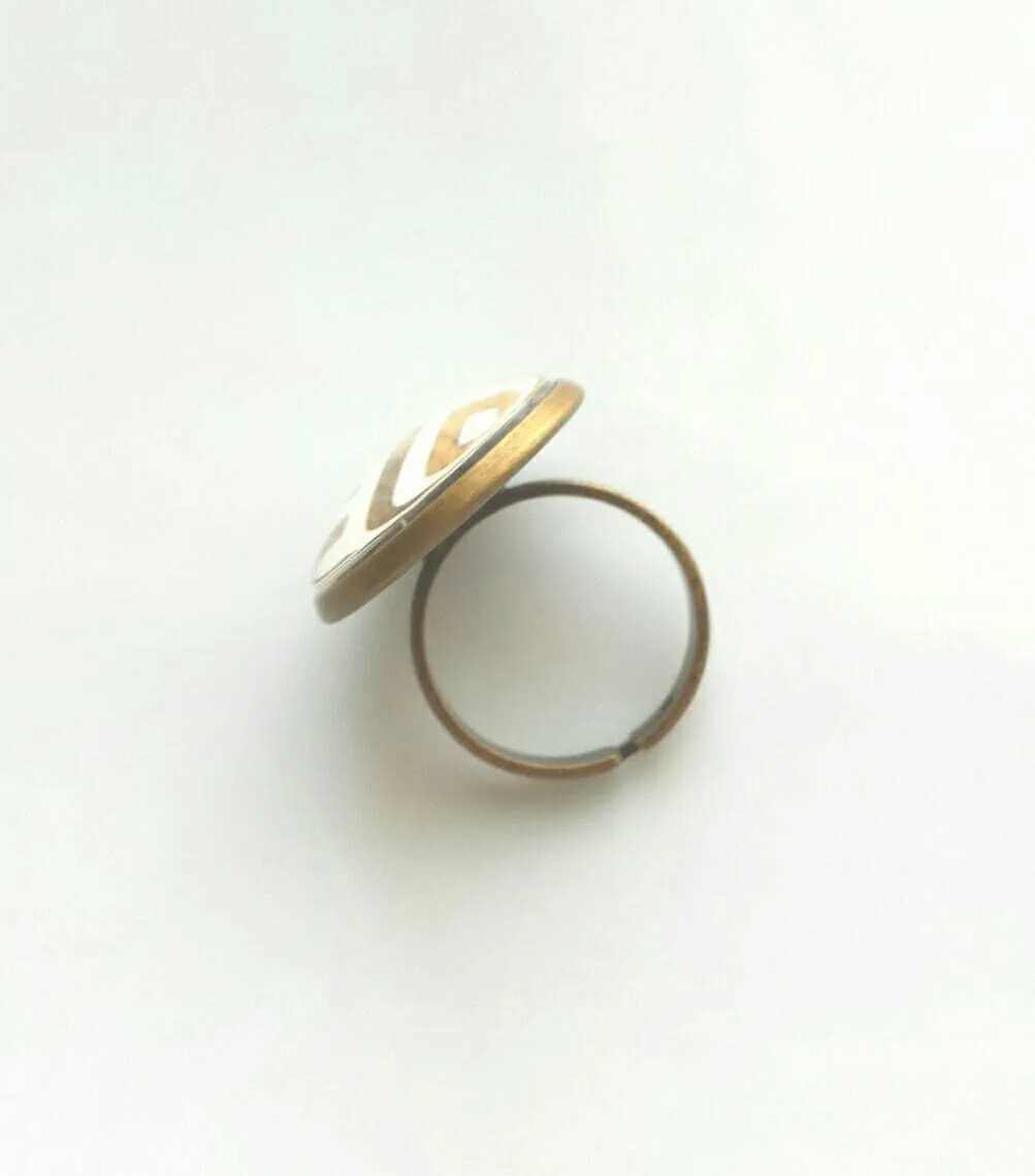 Wood Arrow Ring, white washed wood, chevron ring, antique bronze, adjustable band, white wood pattern, antique brass, large round glass ring